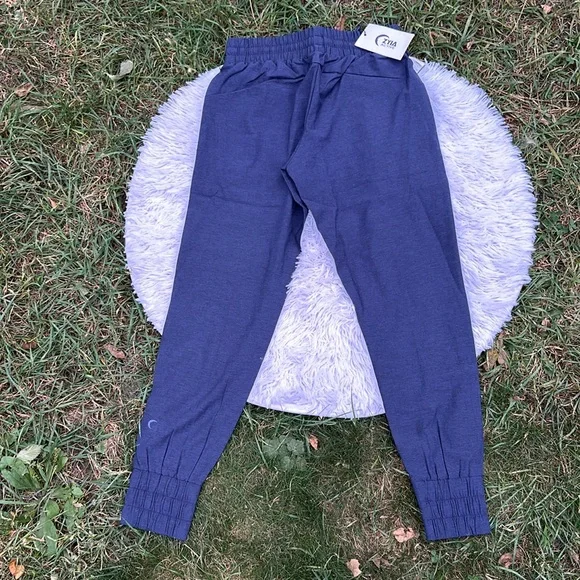 ZYIA Activewear Navy Blue Perfection Jogger Size Small NEW - Picture 14 of 16